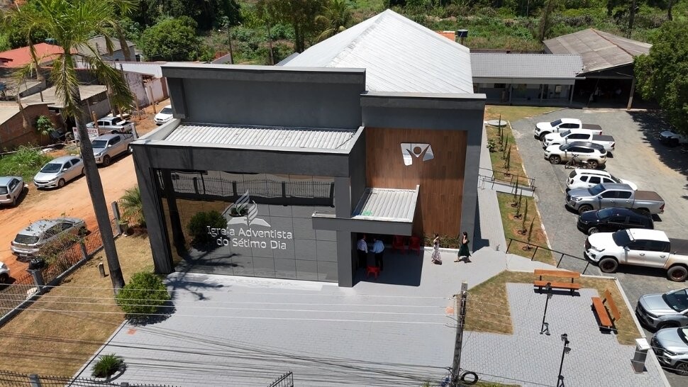 Comentário sobre Veja como foi a Reinauguração da Igreja Adventista Central do distrito de Alta Floresta por NATANAEL VIDAL PIMENTEL