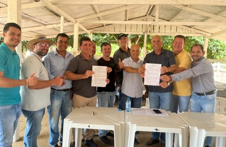 Deputado Ismael Crispin assina ordem de serviço para construção de três pontes sobre o Rio São Joaquim em São Miguel do Guaporé