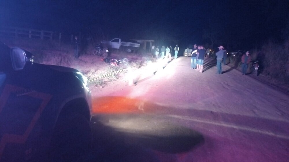 Tragédia em Alto Alegre dos Parecis: Identificado jovem de 20 anos morre após colisão frontal entre moto e caminhão na Linha P-40